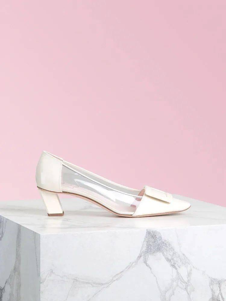 Roger|骨灰级经典Roger Vivier方扣鞋，又出了绝美新款！