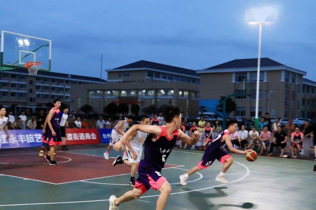 “星空官网”
直播预告丨2020邵家渡街道“永丰旅艺杯”首届篮球联赛决赛(图3)