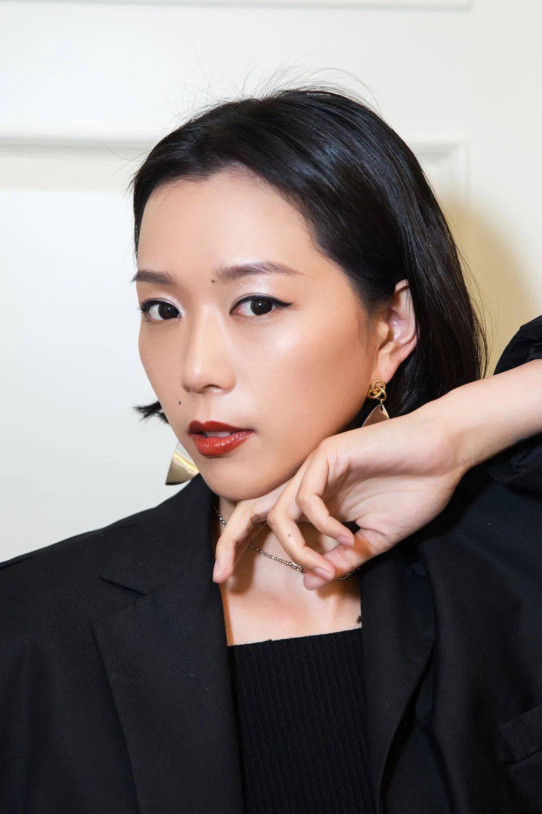 魔都|装妆样子 | 启动冷艳模式，「魔都A姐」横空出世！