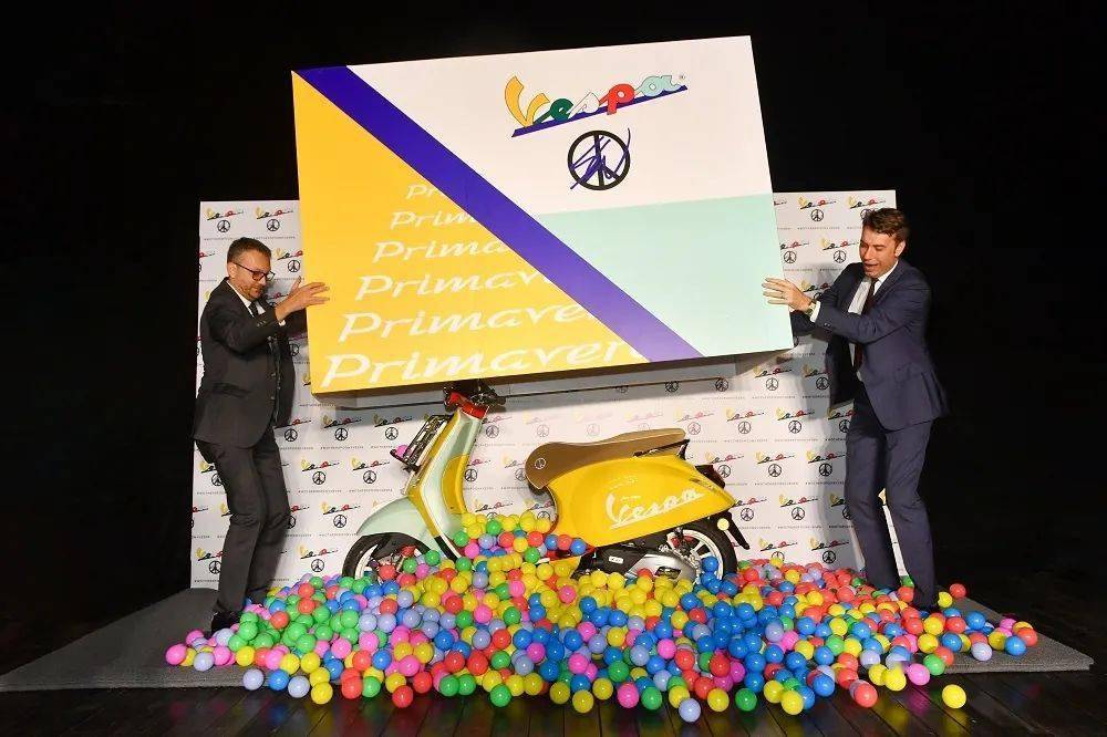 摩托车|时尚、潮流、色彩缤纷……如果摩托车圈有一个潮牌的话，那一定是Vespa！