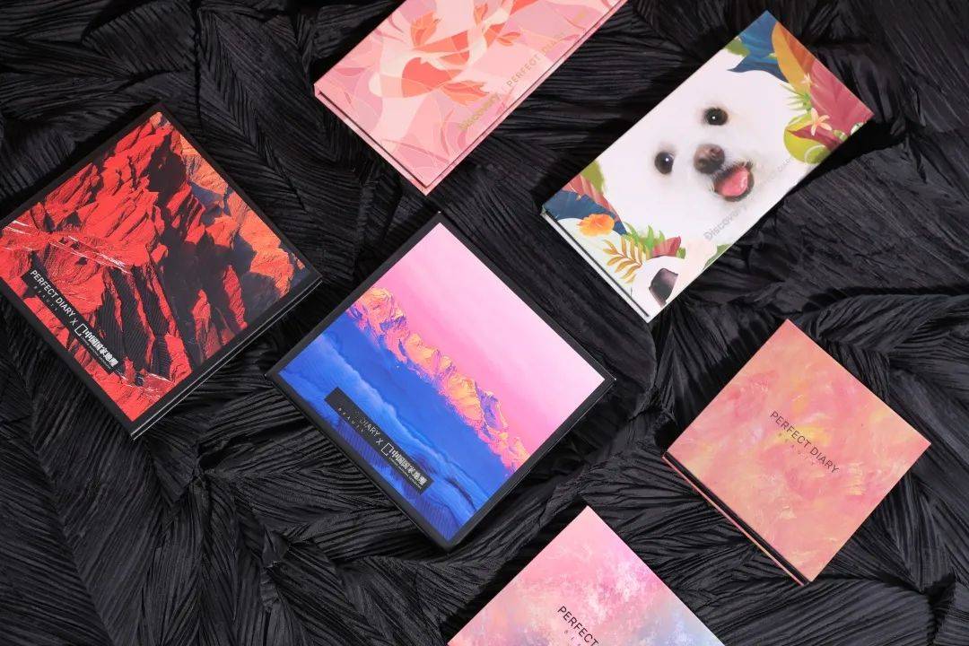 日记|完美日记系列眼影评测 | 真的不知道为啥锦鲤盘能这么火?