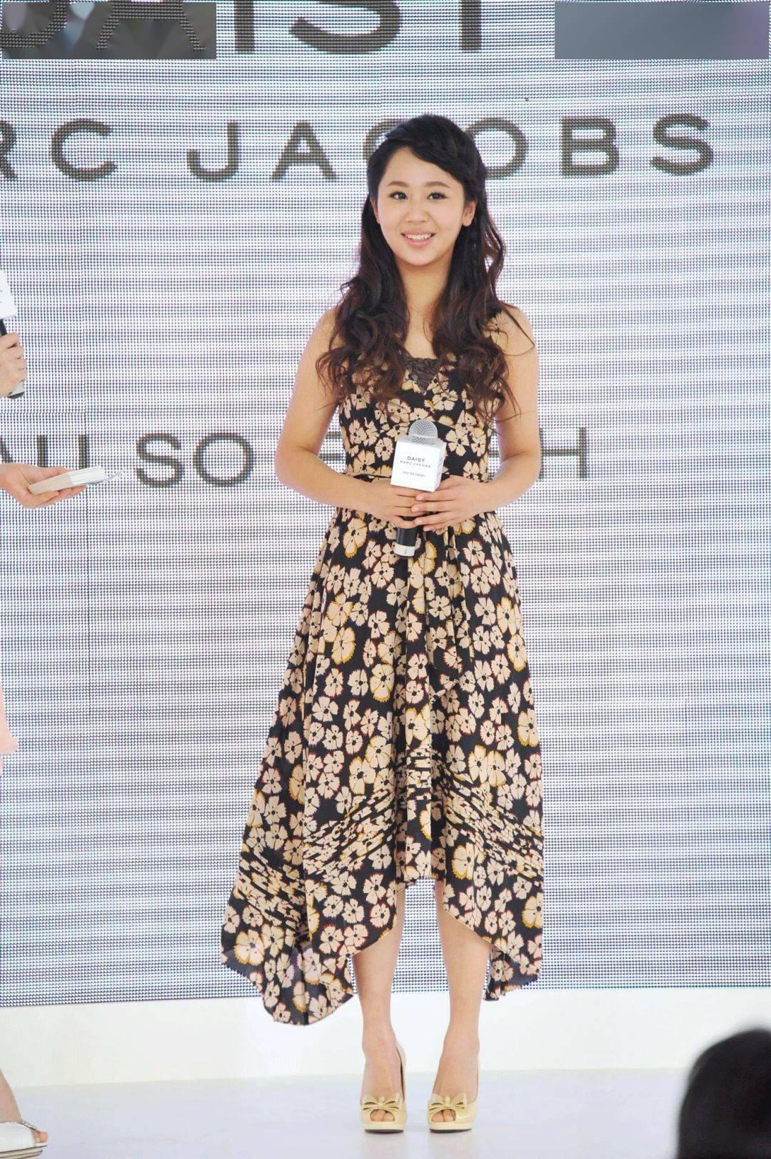 女明星|杨紫，与关晓彤土得不相上下