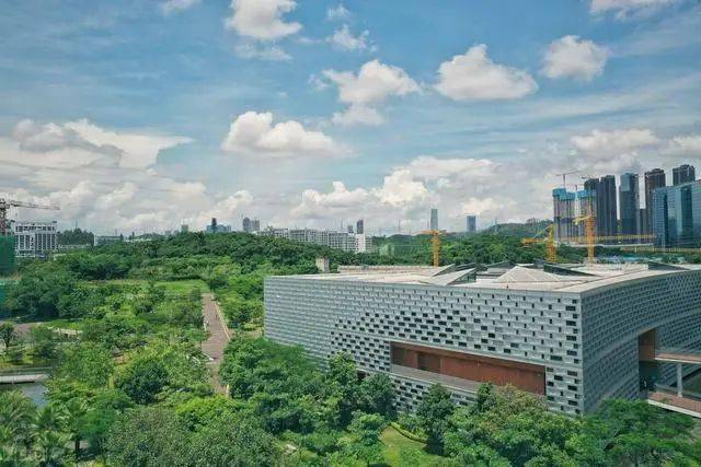大学|录取分数很高，就业不比211大学差深圳这两所“双非”大学