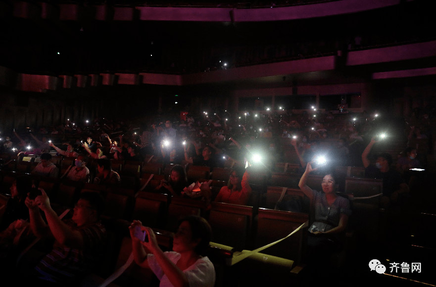 麻花|致敬最美逆行者！开心麻花2020济南首场演出精彩上演