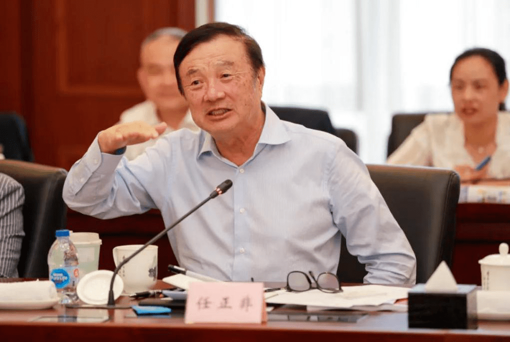 任正非|华为任正非再露面！3天去了3所高校，传递两大重要信号…