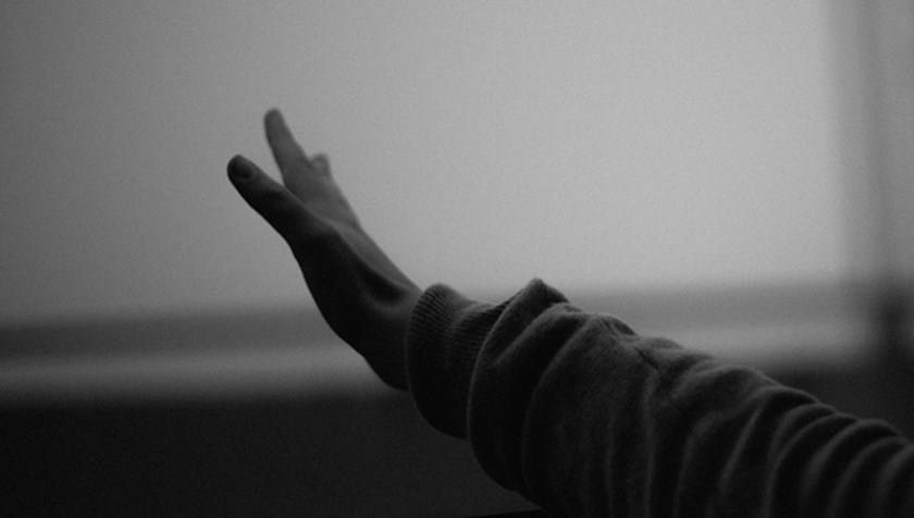 浙江|地方新闻精选丨 南京一女大学生在云南边境失联已24天 浙江多地发布台风红色预警