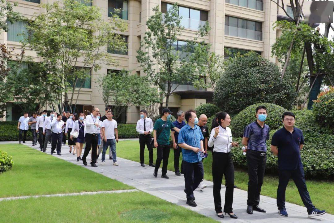 河南几十家媒体共赴正商集团采风,好评如潮!