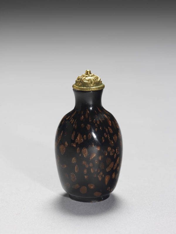 鼻烟壶|台北故宫新展“士拿乎”：方寸间的鼻烟壶与清宫微型艺术