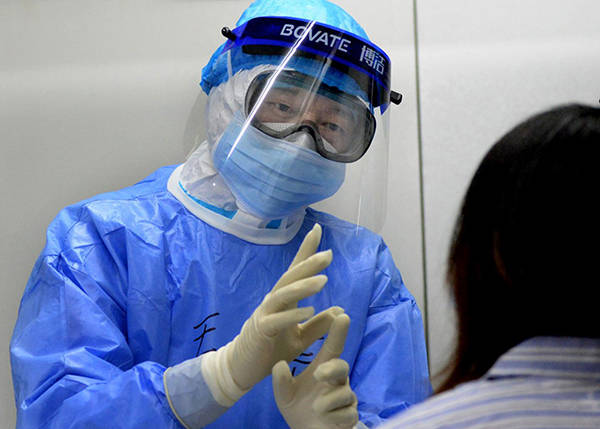 毛青|“我们不需要这样的高光时刻”