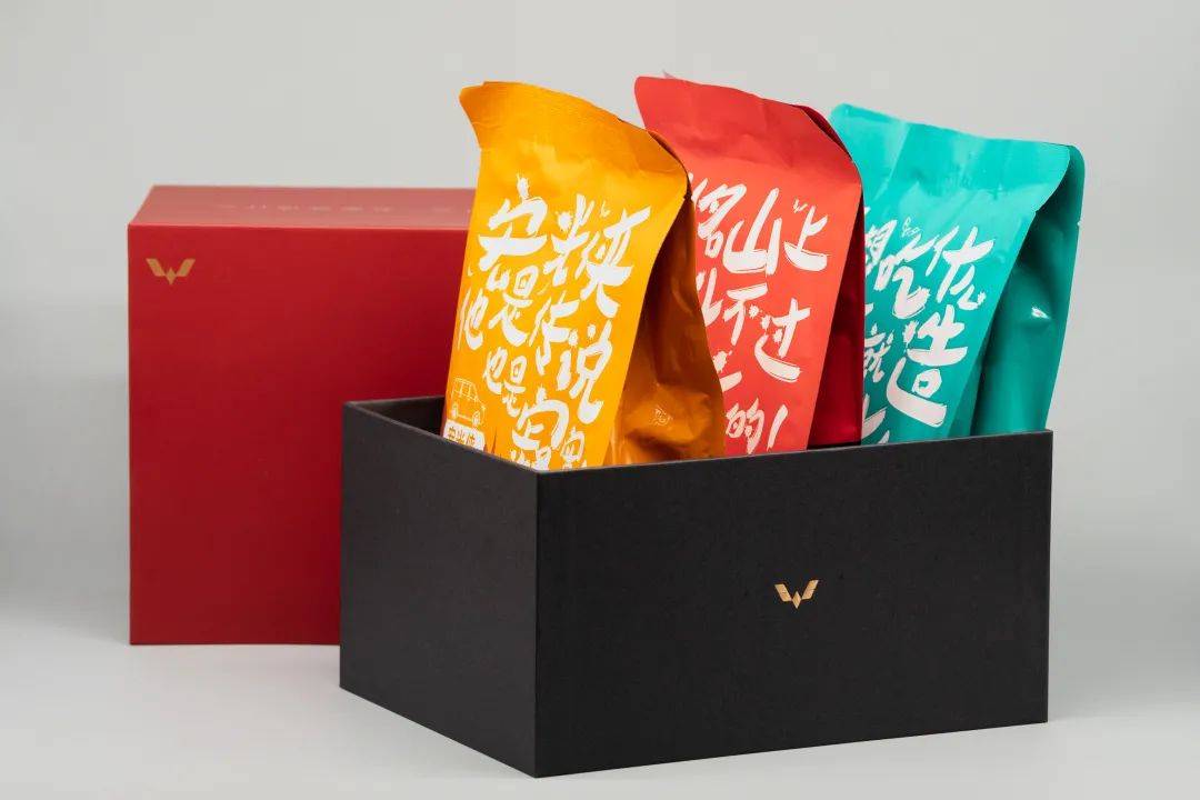 官宣|人间烟火味！“人民款五菱螺蛳粉”官宣今日推新！包装太好看啦！网上就能买！