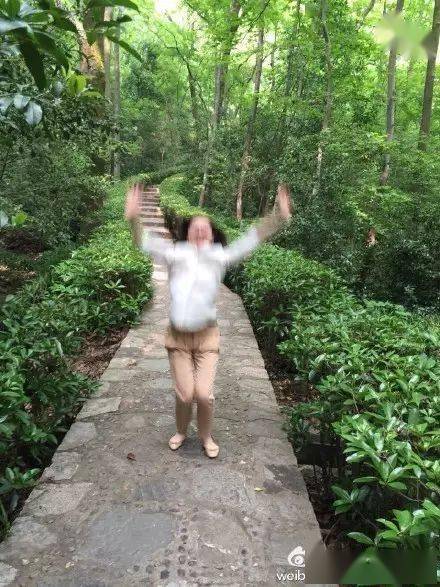 连拍|老娘化妆那么贵，你连拍照都不会