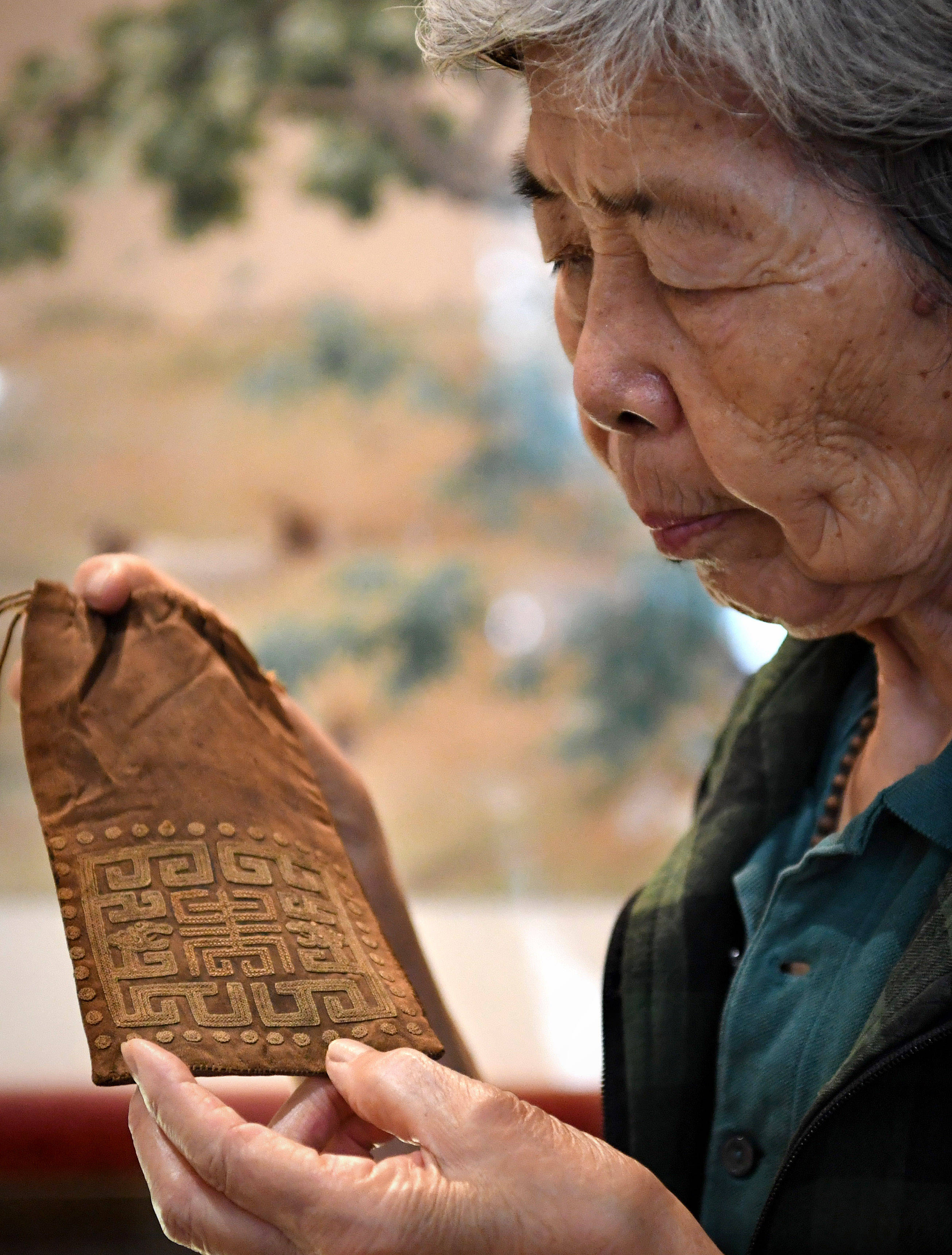 王素花|针指之间绣人生