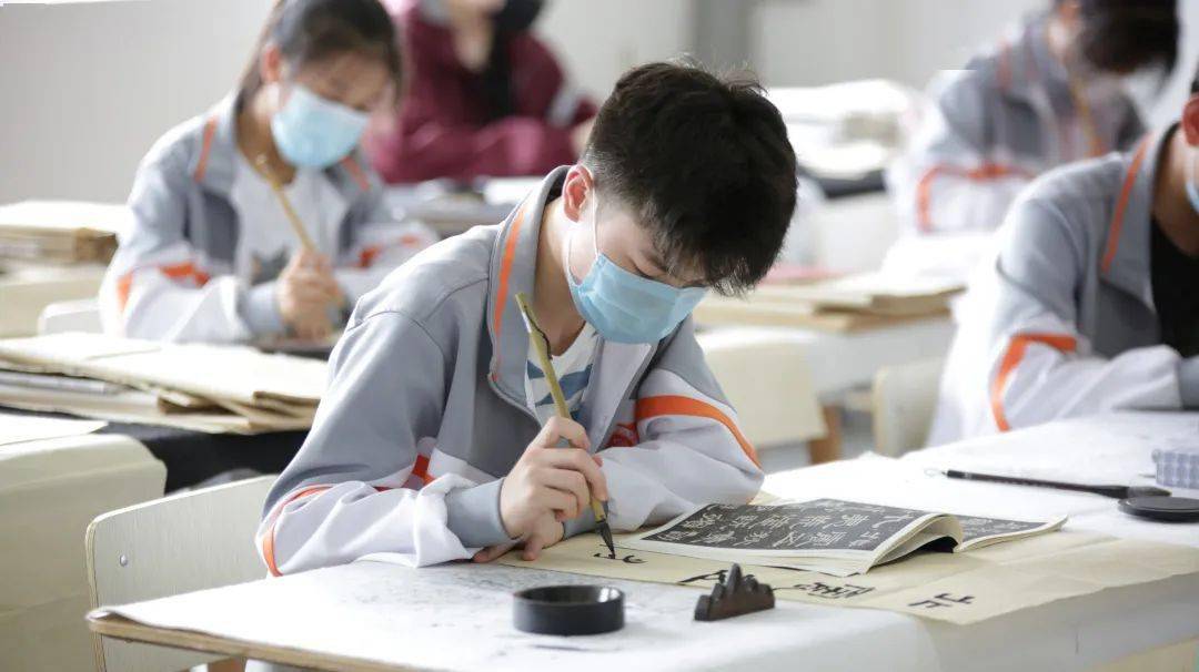 画笔|用管理、用画笔、用成绩……来这里我们一起成就名校梦想！@中考生