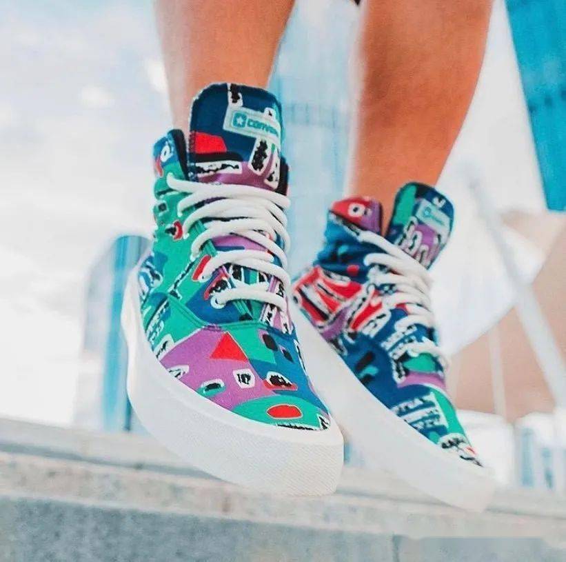 艺术|鞋讯丨街头艺术感浓郁！疑似 FOG 支线 x Converse 新联名曝光！