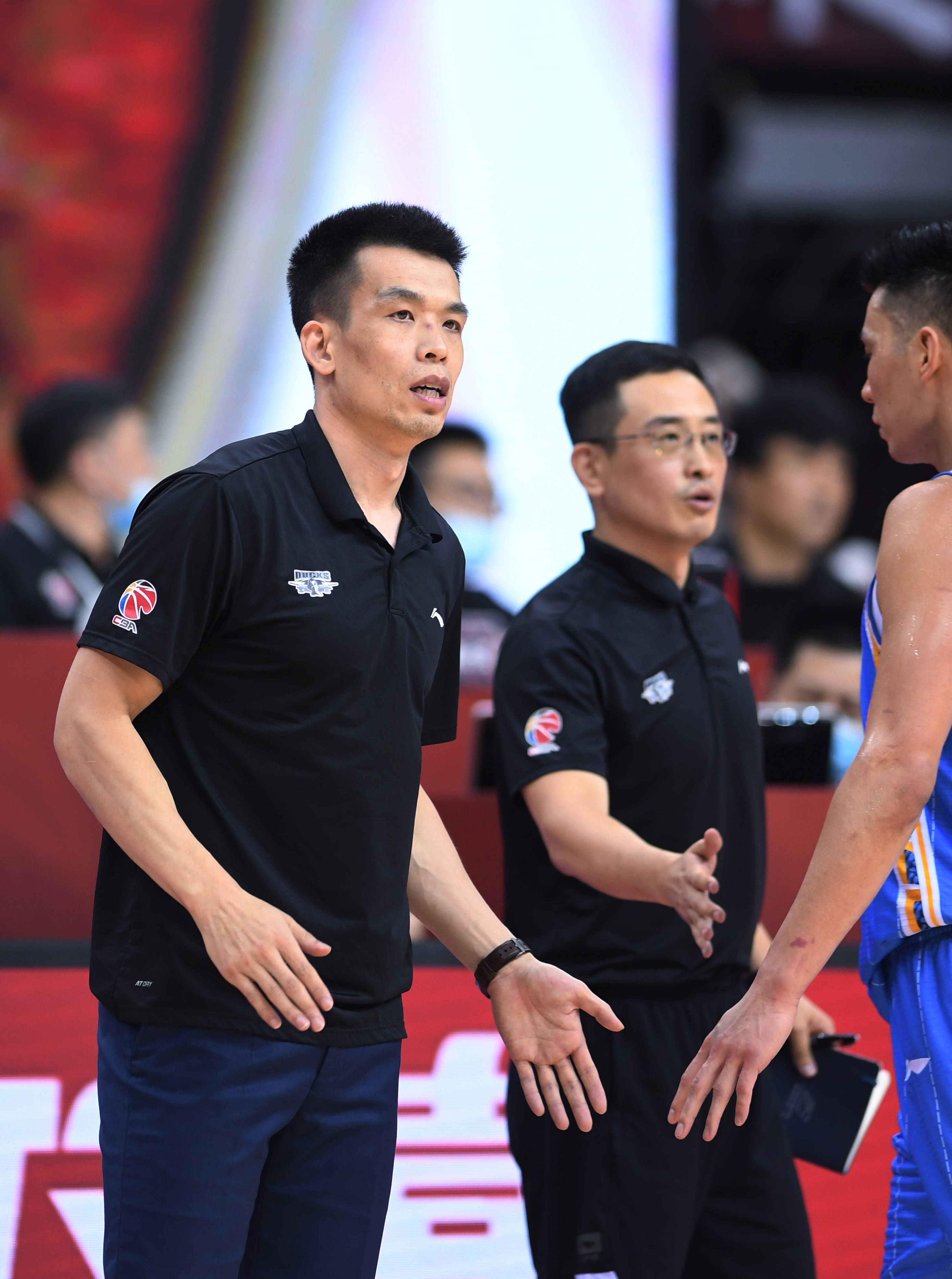 东莞|篮球——CBA半决赛：北京首钢不敌广东东莞银行