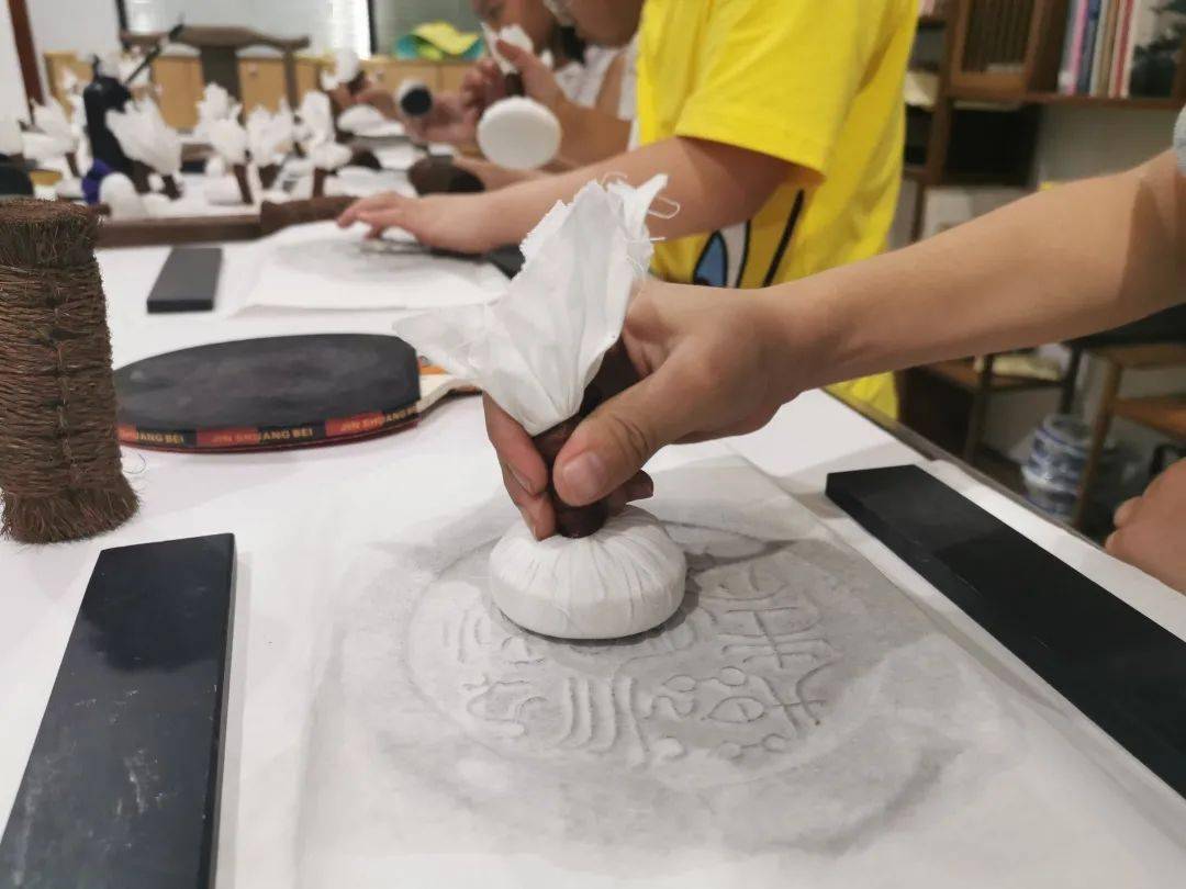 扬中博物馆:寻瓦当之美 拓古墨生香_拓片