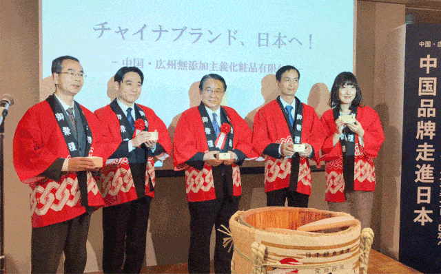 鼻血|“越南杨幂”太性感！15秒片段疯传，吸500万人围观：鼻血止不住……