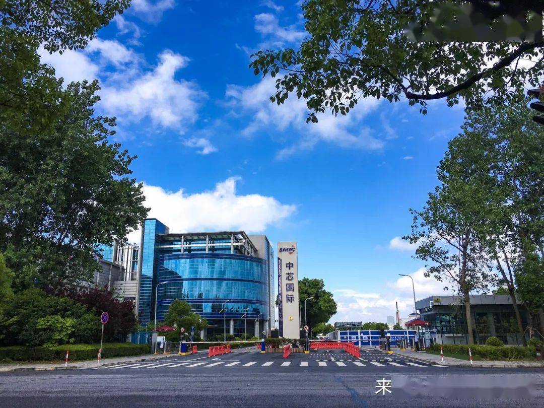 中芯国际|中芯国际能否追上台积电？解码“唯一追赶者”落后之谜与希望之光