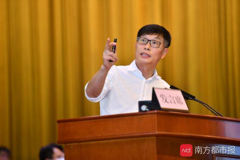 方洪波|方洪波：美的将持续加大资源和研发投入，扎根顺德，向全球发展