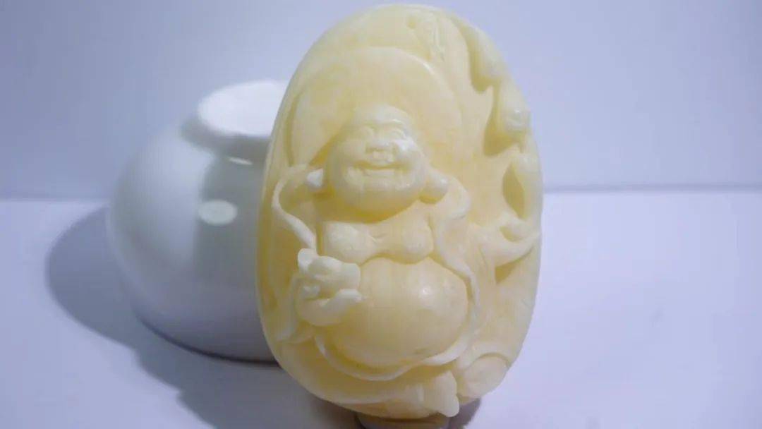 货源|呵呵你那也叫琥珀蜜蜡一手货源，15块克价的蜜蜡原石见过没？