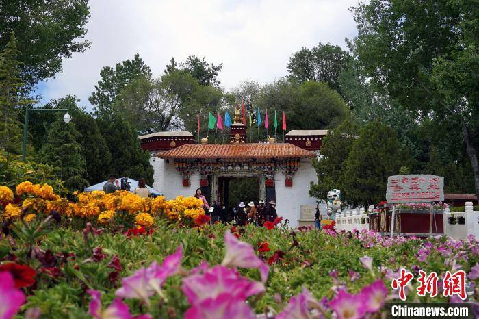 景区|西藏罗布林卡、圣象天门两处景区临时关闭