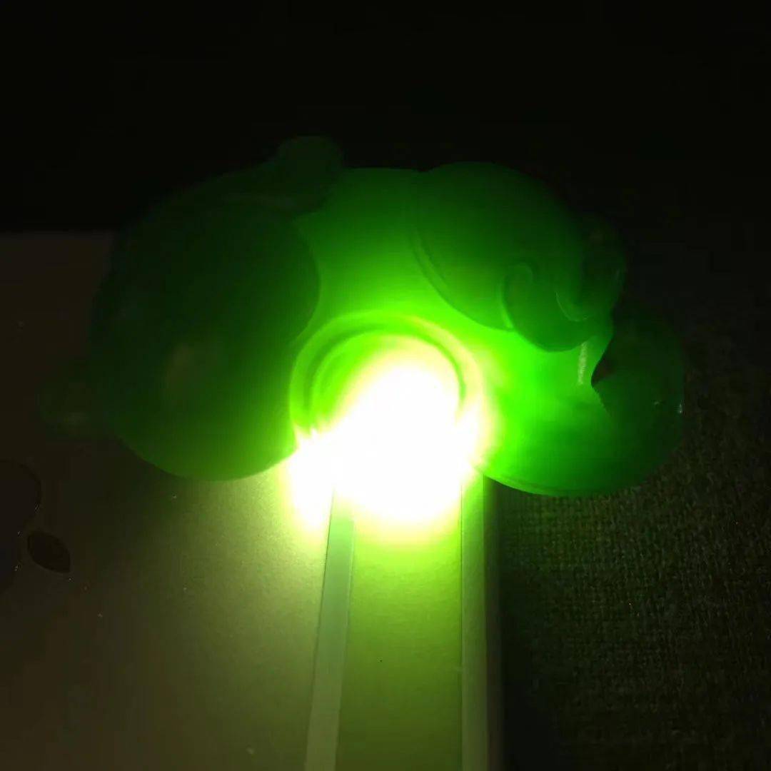 子和|布达拉宫用了多少吨金子和珠宝用来装饰呢？说出来你都不敢相信