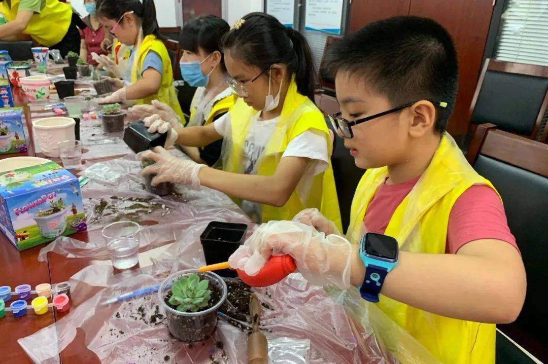 社区|FM91.1听社区 | 居住在碧春园、千吉花园的孩子们，这个暑期怎么过？