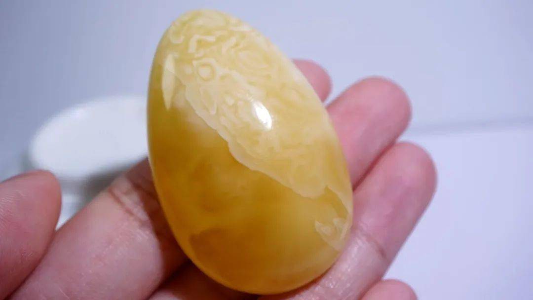 货源|呵呵你那也叫琥珀蜜蜡一手货源，15块克价的蜜蜡原石见过没？