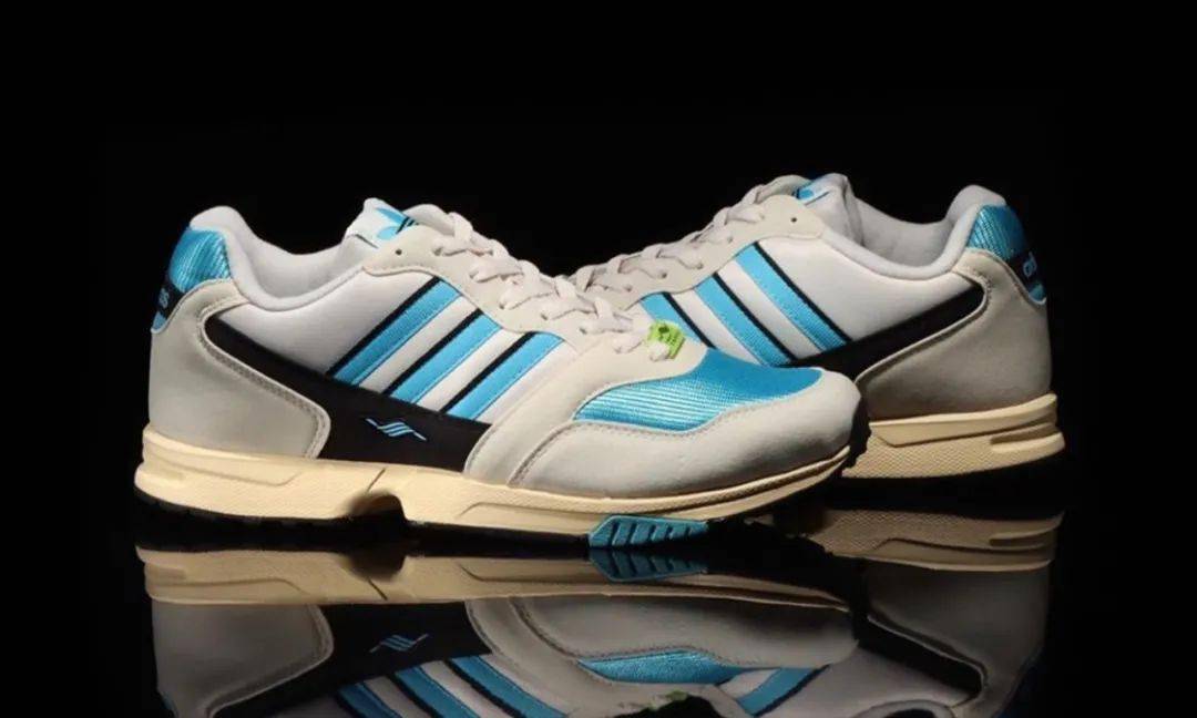 经典|ULSUM丨复古风格与经典技术融合的典范