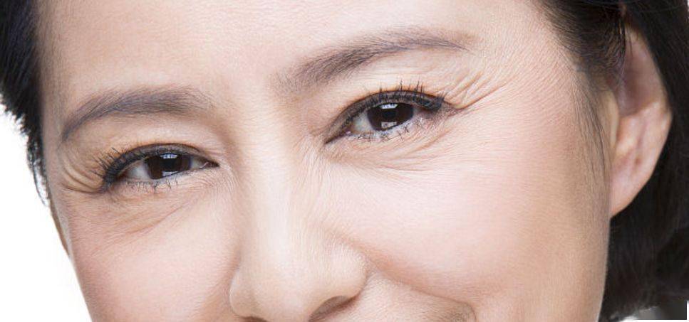 精华|快抢！每个女人都无法拒绝的雅诗兰黛小棕瓶，只要85元！