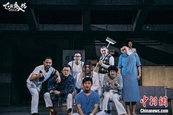 演出|戏剧人这半年：演员转行卖保险 有人复工后大哭