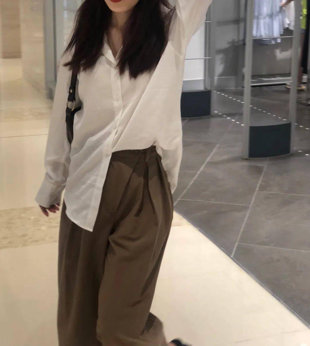 欧欧|扒完《三十而已》钟晓芹的衣橱，发现她的衣服普通女孩也能买得起