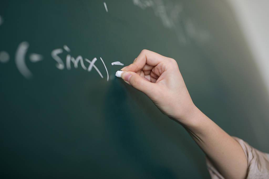 惩戒|教育惩戒权界限不明 部分教师“不敢管”“不愿管”