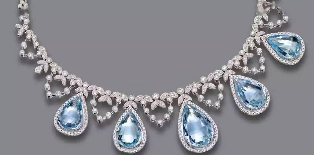 蓝宝石|海蓝宝石虽然美，但不值钱？其实人家一年身价翻N倍！真是比窦娥还怨.....