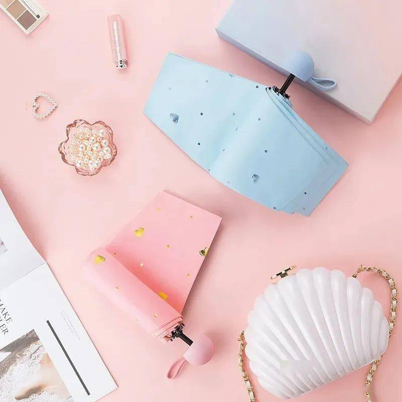 防晒霜|在剧里为了省钱大晒太阳的江疏影，生活中居然坐在车里打伞......