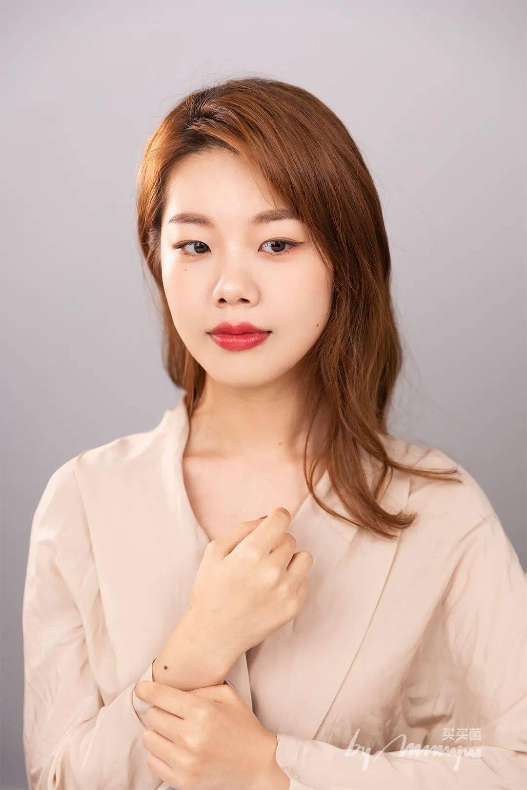 顾佳|顾佳、林有有仿妆pk，她竟然赢了？？？