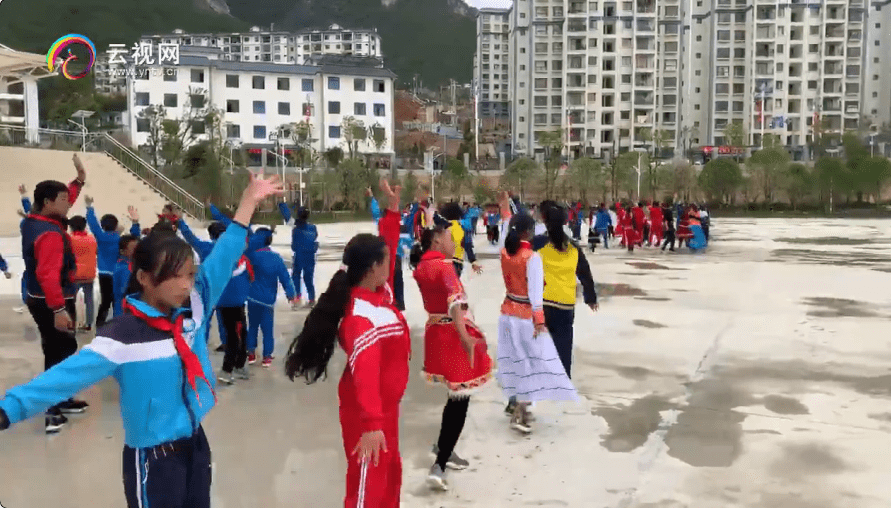 兰坪|【你笑起来真好看】云南兰坪：从“站起来”到“走得远” 教育助梦想腾飞