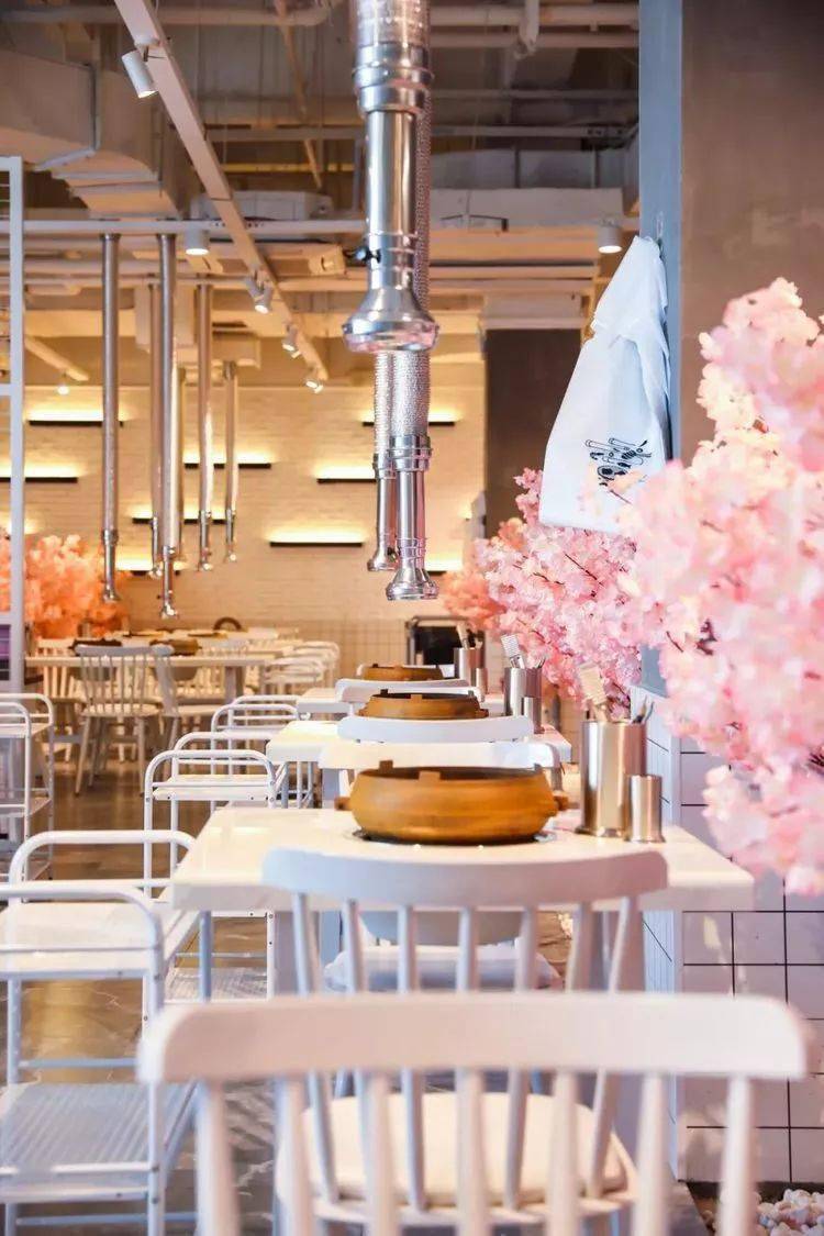 人气|扑滋扑滋吃到爽~4.6折开吃！人气爆棚的网红烤肉