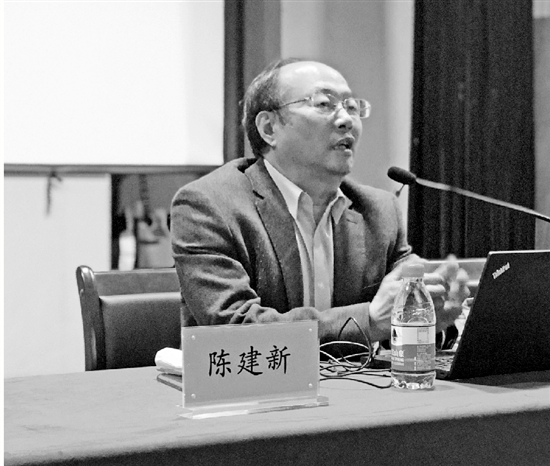 作文|遭实名举报被调查！裁判与教练怎能同任？浙江满分作文阅卷组长陈建新