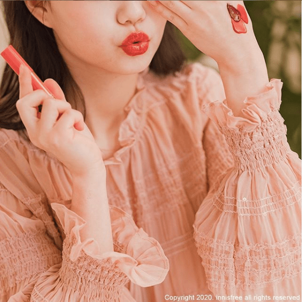 �Ŵ��У�����zhui���õ�ƽ�۲�ױ�ϼ�����˾���������