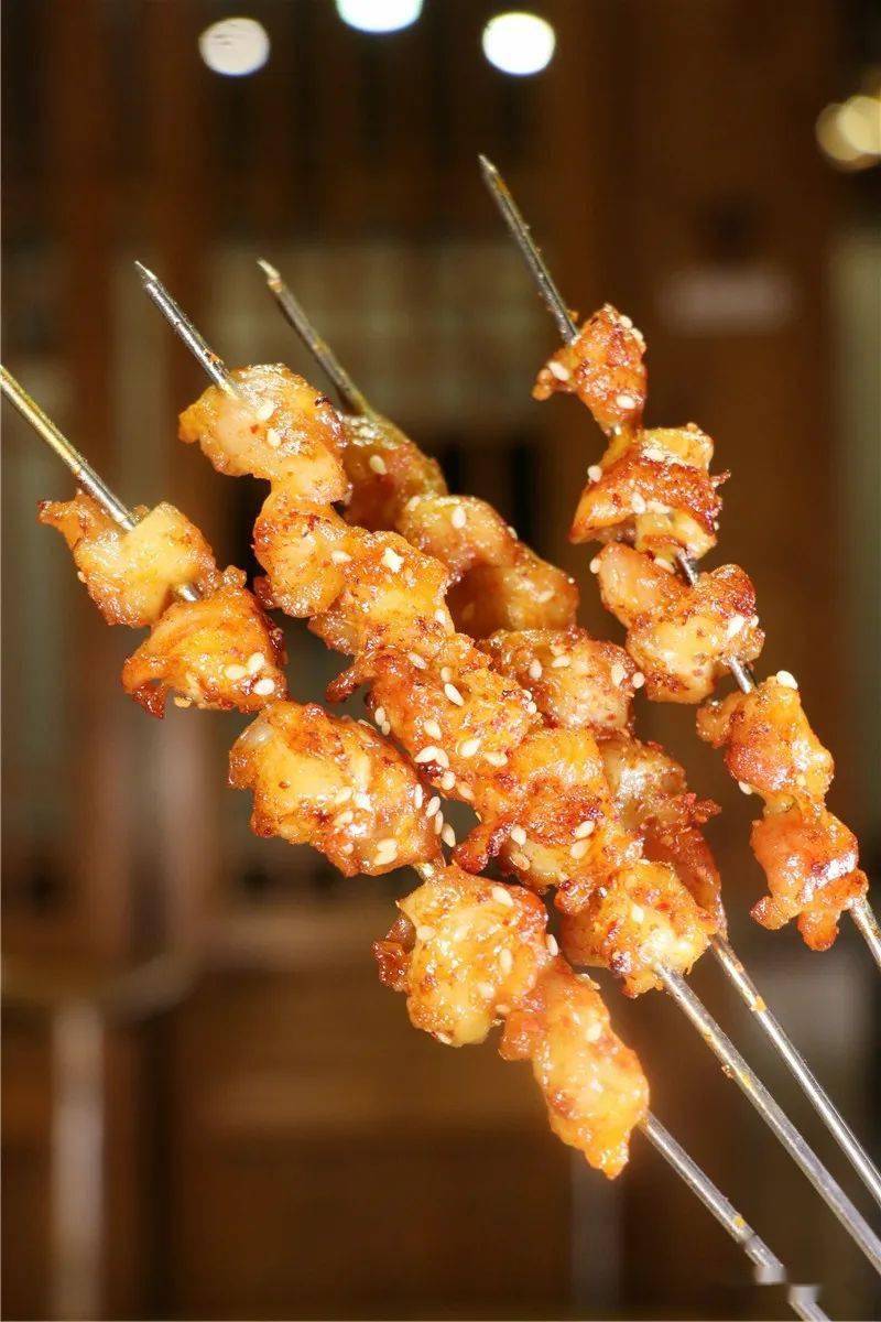 肉汁|我在漳州侨村里吃烧烤！东北烧烤超强阵容！特权价+送酒！晚餐夜宵安排！