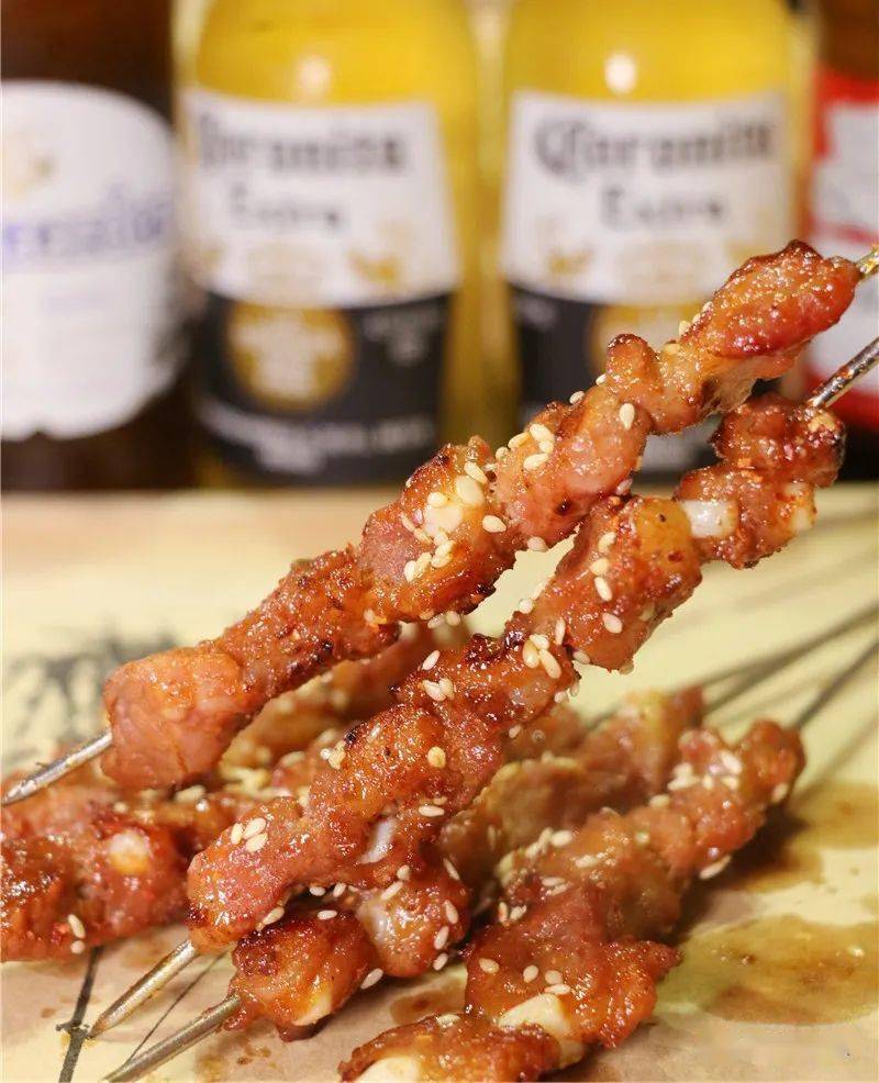 肉汁|我在漳州侨村里吃烧烤！东北烧烤超强阵容！特权价+送酒！晚餐夜宵安排！