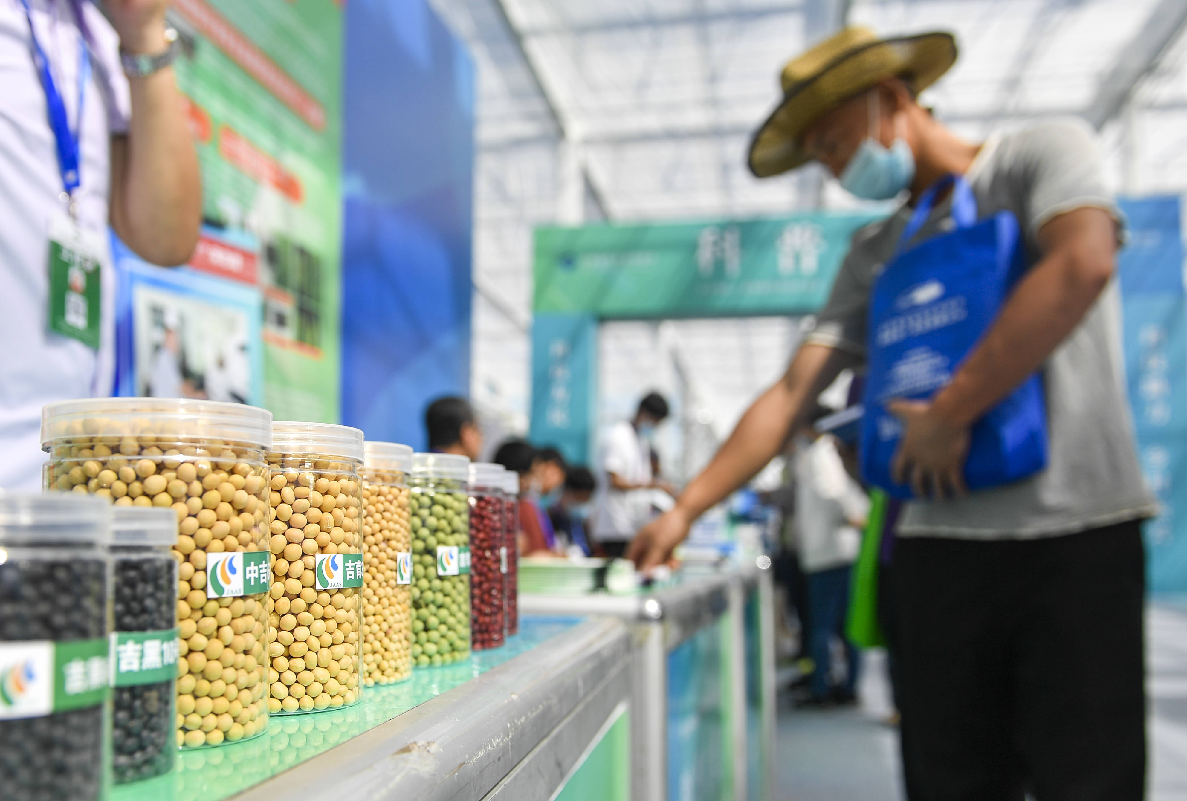 生产|科普大集为农业生产“把脉问诊”