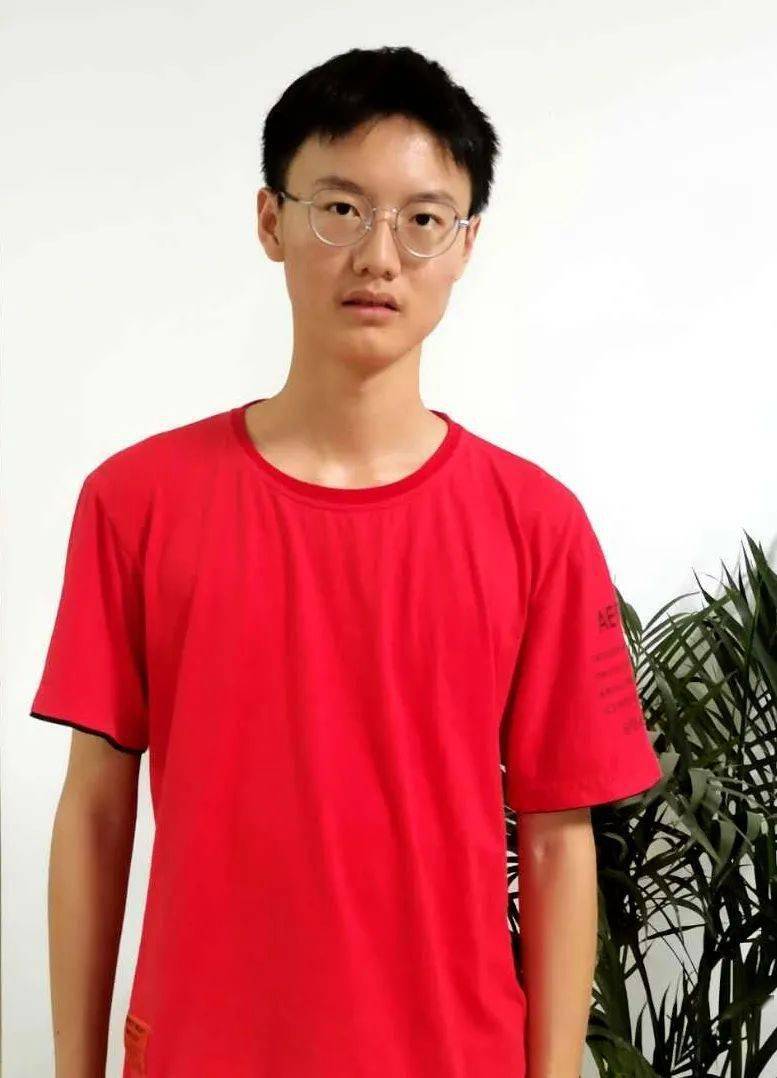 种桃种李种春风 开尽梨花春又来 清华大学 杨代宇