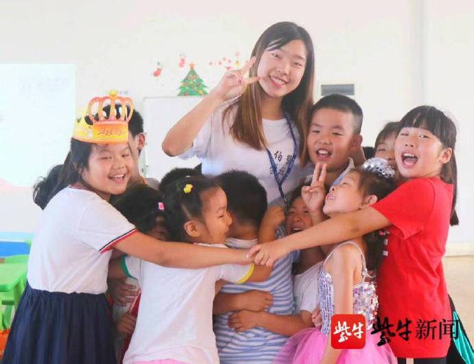 李丽|“想让更多孩子看到我所看到的”，女大学生回贵州深山任教