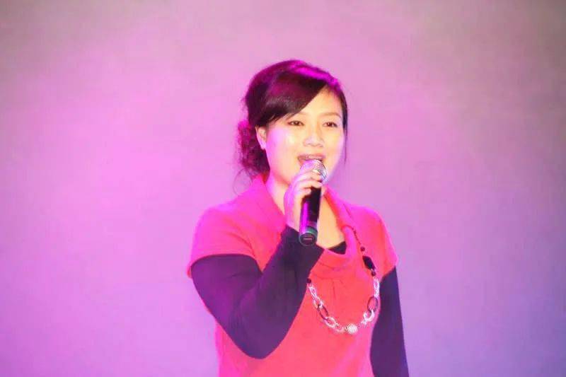 我们的风采双鸭山广播电视台优秀播音员主持人及精彩节目展播五张曼翠