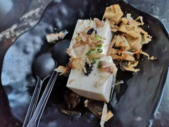 肖像|厦门这家网红餐厅，被周杰伦告了！