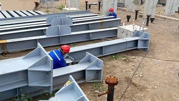 锦州石化项目部100万吨/年连续重整联合装置开始钢结构预制安装