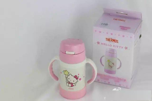 怎么教宝宝用杯子 d2b77e70fec44d978b1d1e8e374a38b6.jpeg