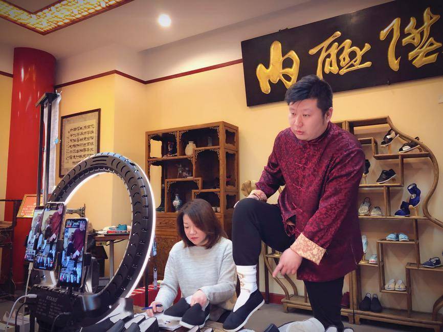 直播|淘宝直播连续8个季度翻倍增长 过去一年诞生177位带货超1亿元主播